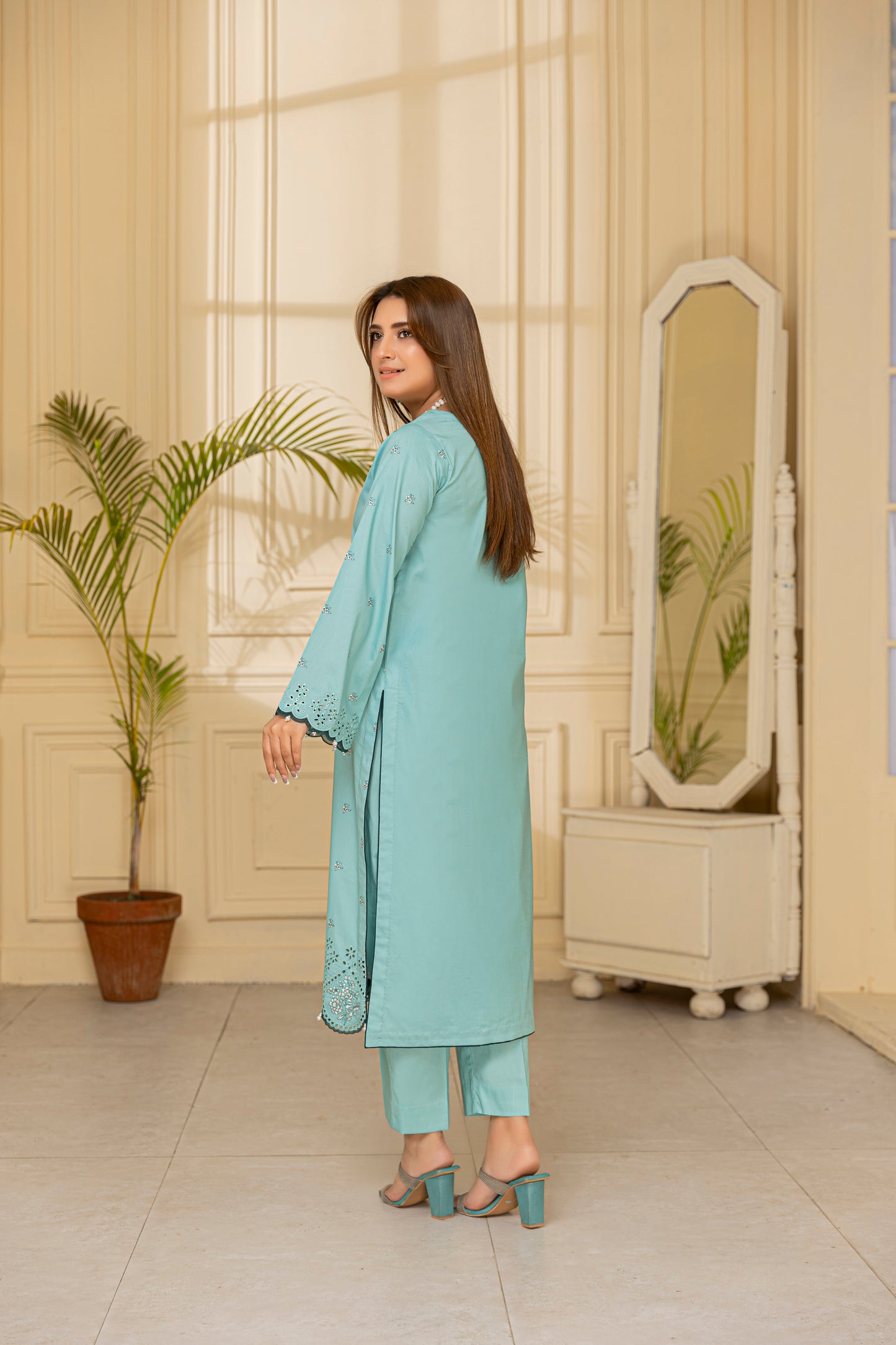 Bahaar-e-Noor